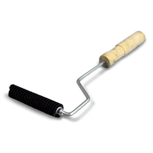 Black bristle roller that helps remove air bubbles. It is great for use with stitched and knitted fabrics.